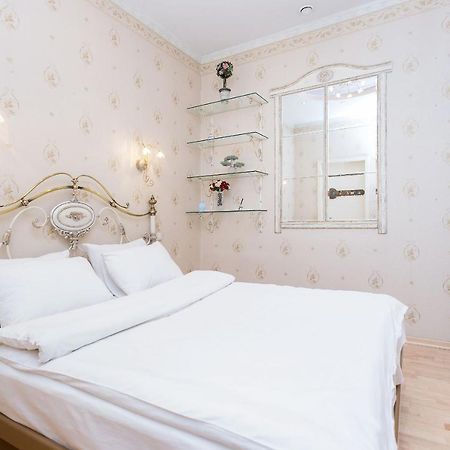 Lux Apartments Lenina Minsk Extérieur photo